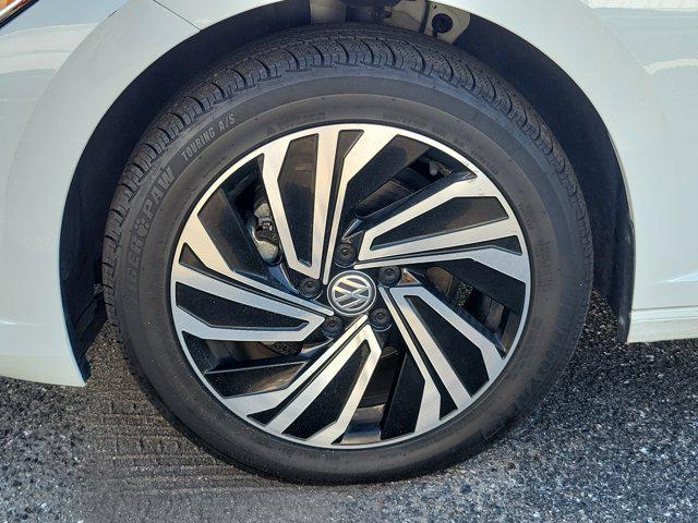 used 2021 Volkswagen Jetta car, priced at $16,298