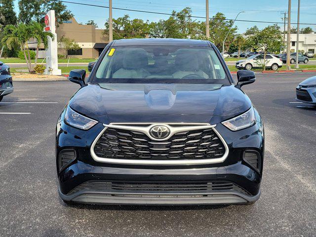 used 2021 Toyota Highlander car, priced at $22,890