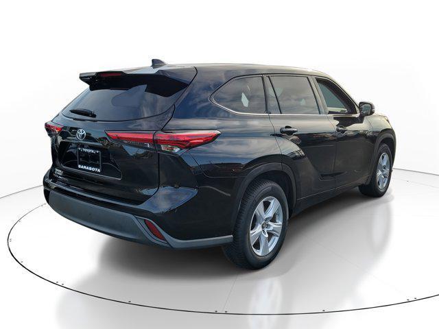 used 2021 Toyota Highlander car, priced at $22,890