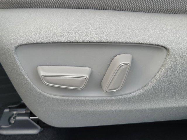 used 2021 Toyota Highlander car, priced at $22,890