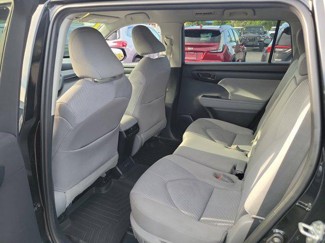 used 2021 Toyota Highlander car, priced at $22,890