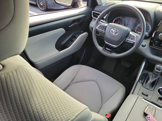 used 2021 Toyota Highlander car, priced at $22,890