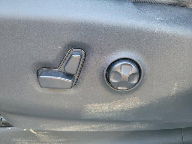 used 2017 Chrysler Pacifica car, priced at $10,495