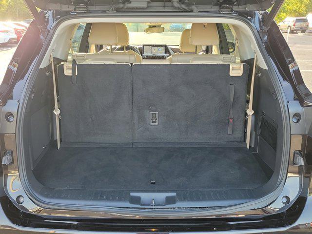 used 2022 Toyota Highlander car, priced at $36,990