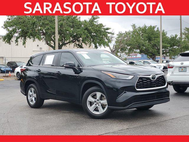 used 2023 Toyota Highlander car, priced at $34,310
