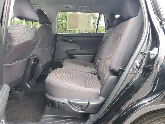 used 2023 Toyota Highlander car, priced at $31,898
