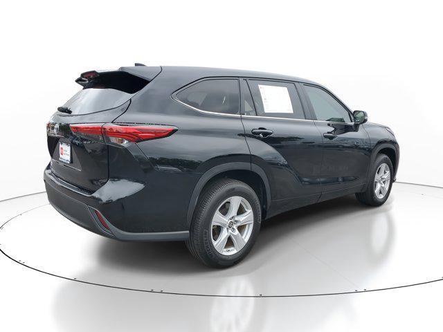 used 2023 Toyota Highlander car, priced at $31,898