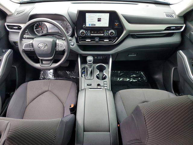 used 2023 Toyota Highlander car, priced at $34,310