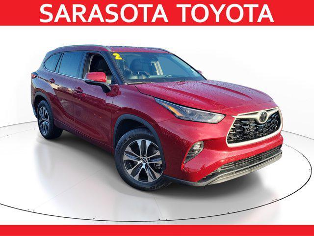 used 2022 Toyota Highlander car, priced at $32,283
