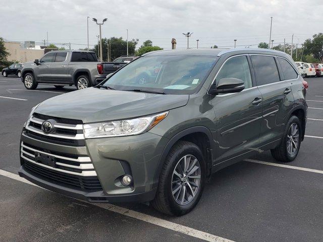 used 2018 Toyota Highlander car, priced at $24,994