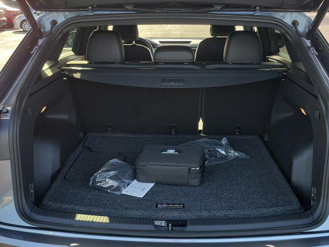 used 2023 Volkswagen Atlas Cross Sport car, priced at $27,498