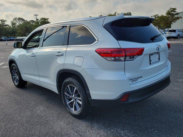 used 2018 Toyota Highlander car, priced at $22,433