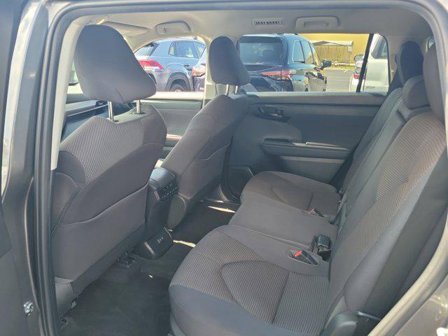 used 2023 Toyota Highlander car, priced at $29,599