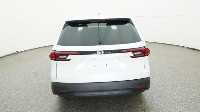 new 2025 Toyota Highlander car, priced at $44,312