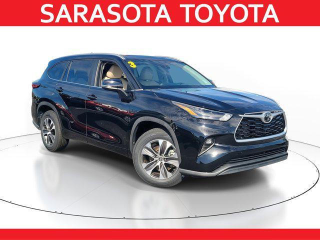 used 2023 Toyota Highlander car, priced at $31,299