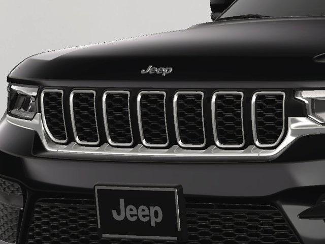 new 2025 Jeep Grand Cherokee car, priced at $42,020