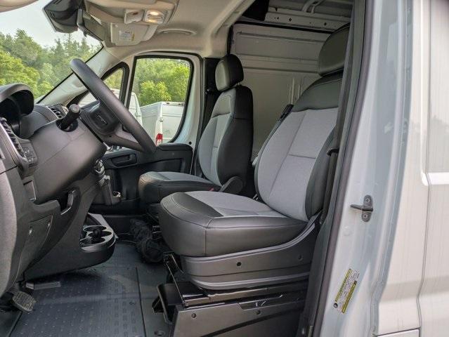 new 2025 Ram ProMaster 1500 car, priced at $51,293