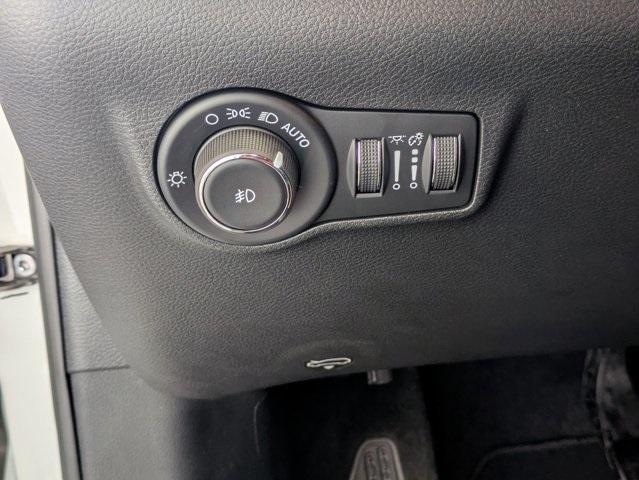 new 2025 Jeep Compass car, priced at $32,985