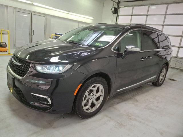 used 2023 Chrysler Pacifica car, priced at $32,000