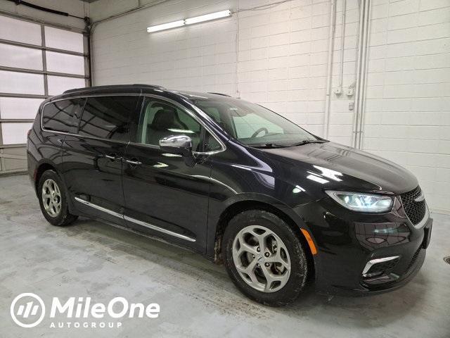 used 2023 Chrysler Pacifica car, priced at $32,000