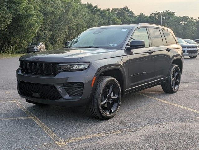 new 2025 Jeep Grand Cherokee car, priced at $41,366