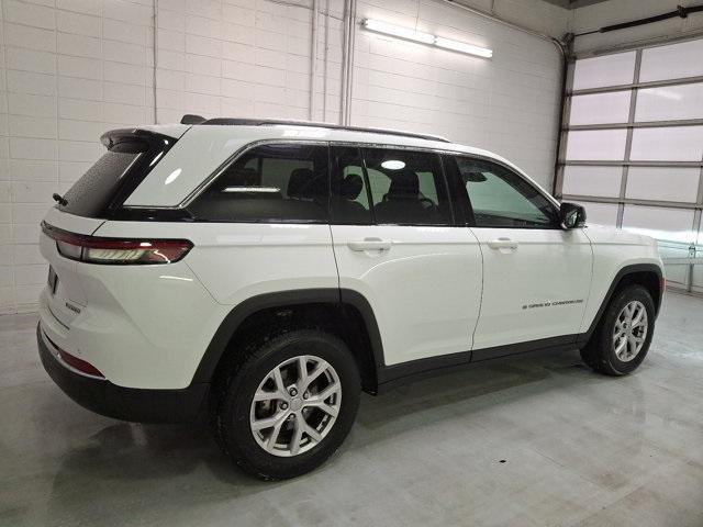 used 2022 Jeep Grand Cherokee car, priced at $30,100