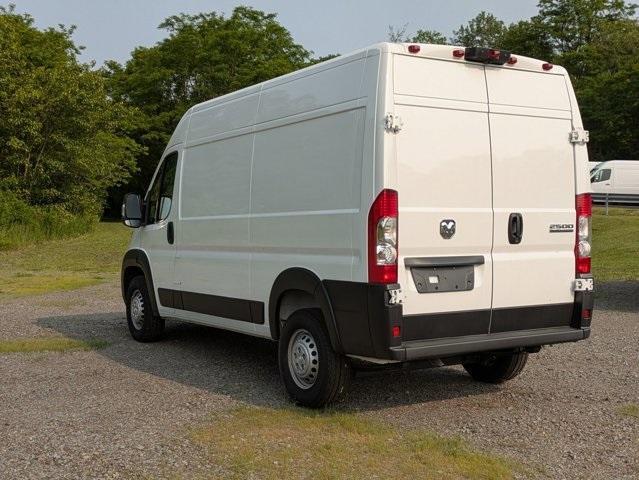 new 2025 Ram ProMaster 2500 car, priced at $47,405