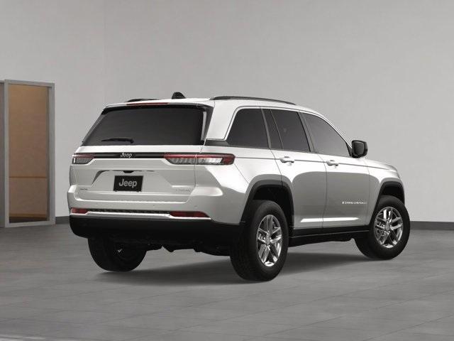 new 2025 Jeep Grand Cherokee car, priced at $38,325