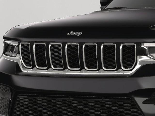 new 2025 Jeep Grand Cherokee car, priced at $38,770