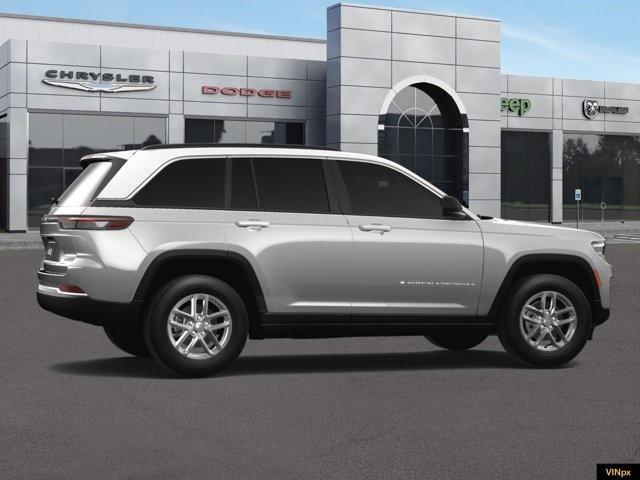 new 2025 Jeep Grand Cherokee car, priced at $40,470