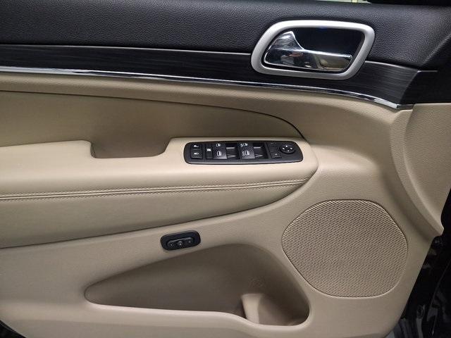 used 2020 Jeep Grand Cherokee car, priced at $24,000