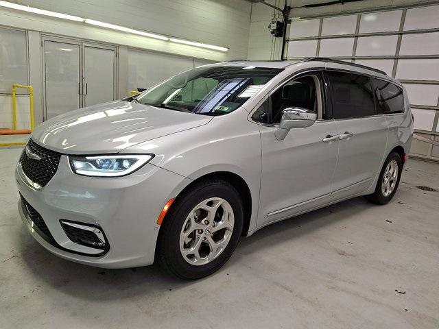 used 2022 Chrysler Pacifica car, priced at $33,400