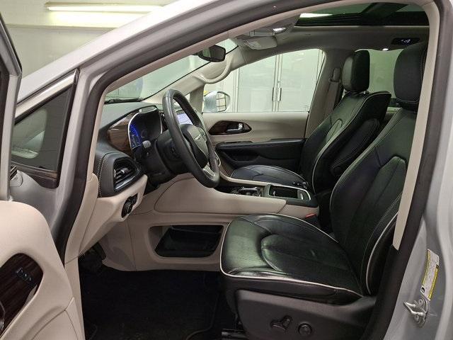 used 2022 Chrysler Pacifica car, priced at $33,400