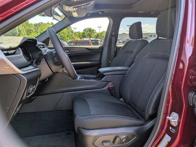 new 2025 Jeep Grand Cherokee L car, priced at $43,679