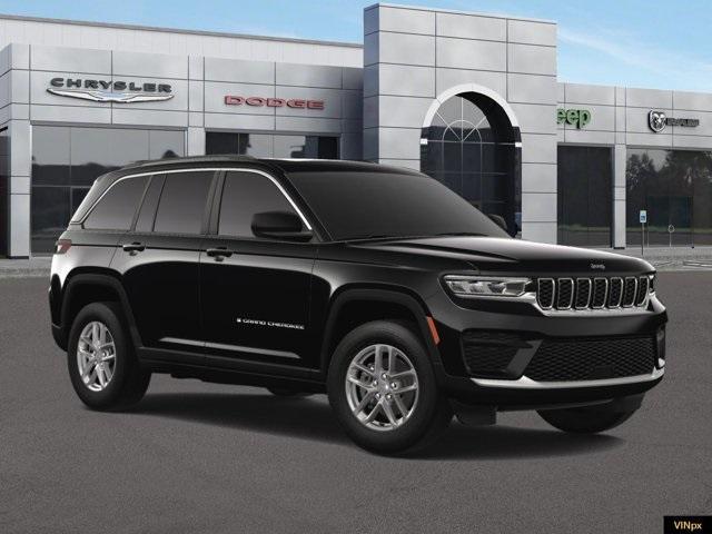 new 2025 Jeep Grand Cherokee car, priced at $40,772