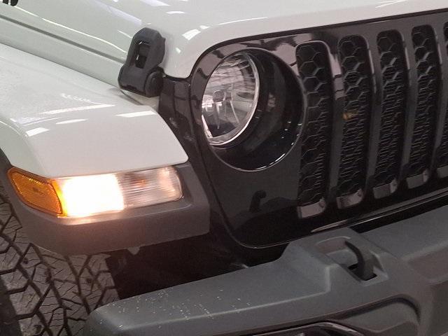 used 2022 Jeep Gladiator car, priced at $32,200