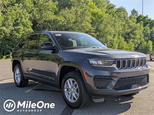 new 2025 Jeep Grand Cherokee car, priced at $37,992