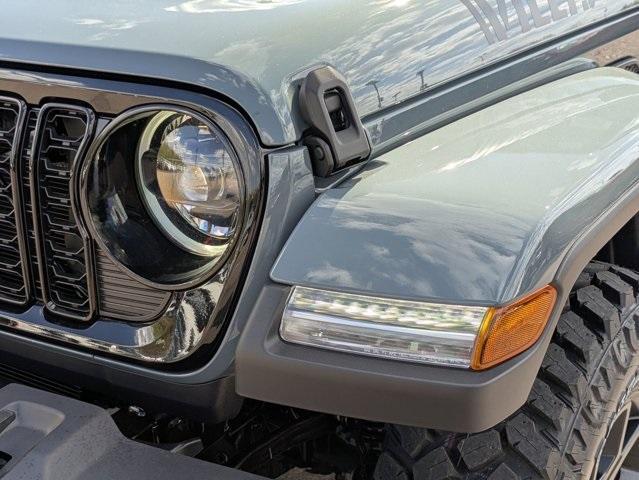 new 2025 Jeep Gladiator car, priced at $49,079