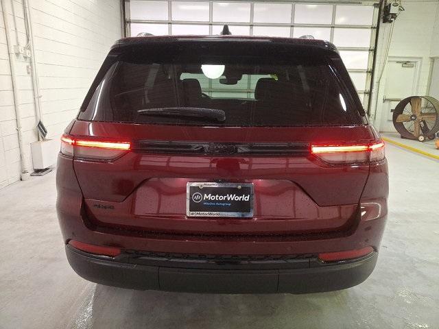 used 2023 Jeep Grand Cherokee car, priced at $35,600