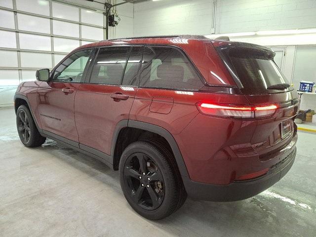 used 2023 Jeep Grand Cherokee car, priced at $35,600