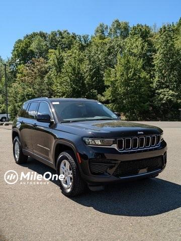 new 2025 Jeep Grand Cherokee car, priced at $41,425