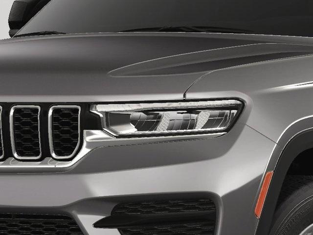 new 2025 Jeep Grand Cherokee car, priced at $38,170