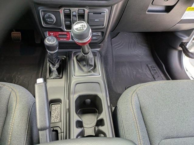 new 2025 Jeep Wrangler car, priced at $46,388