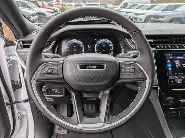 new 2025 Jeep Grand Cherokee car, priced at $45,230