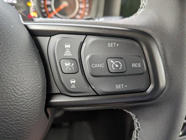 new 2025 Jeep Wrangler car, priced at $45,404