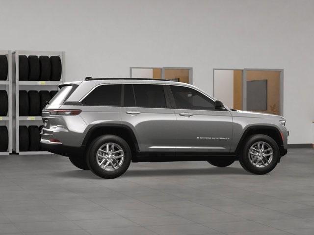 new 2025 Jeep Grand Cherokee car, priced at $44,170