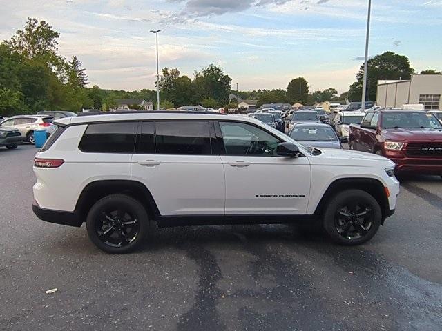 new 2025 Jeep Grand Cherokee L car, priced at $48,620