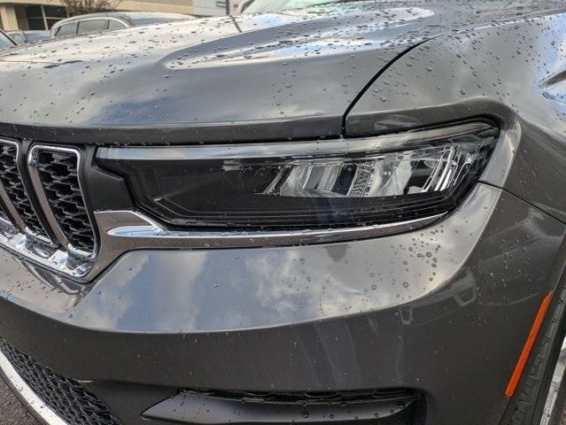 new 2025 Jeep Grand Cherokee car, priced at $41,320