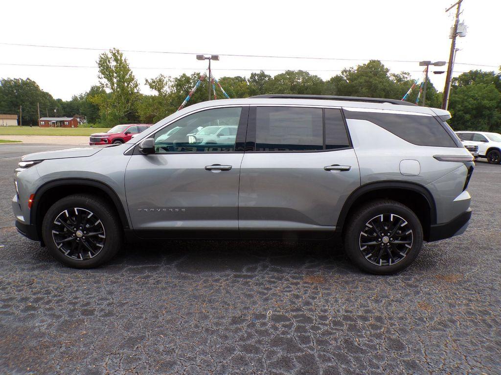 new 2026 Chevrolet Traverse car, priced at $47,755