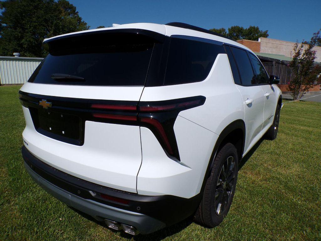 new 2026 Chevrolet Traverse car, priced at $47,420